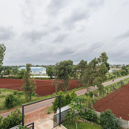 Celestial Sapphire Villa Pvt Pool Veg Food 4Bhk Dod Ballapur Экстерьер фото