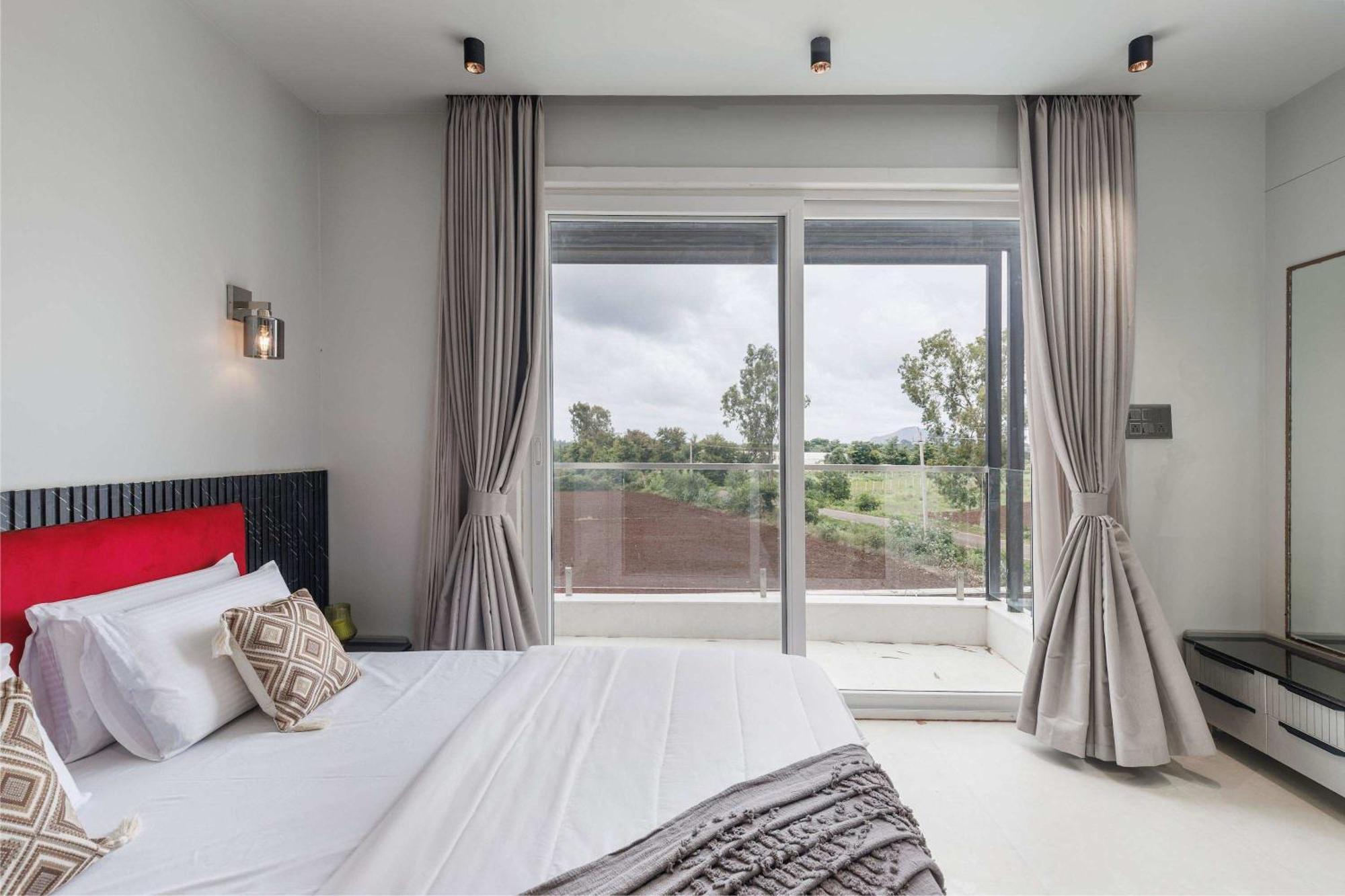 Celestial Sapphire Villa Pvt Pool Veg Food 4Bhk Dod Ballapur Экстерьер фото